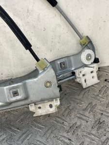 Leve vitre electrique avant gauche CITROEN DS3 PHASE 1 – 402218F