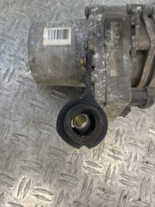 Pompe de direction PEUGEOT 307 PHASE 1 – 9653582180