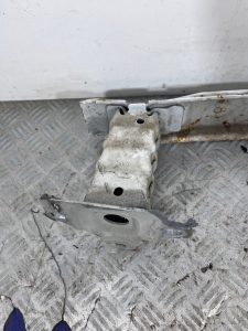 Renfort pare choc arriere (traverse) CITROEN DS3 PHASE 1 – 9683393380