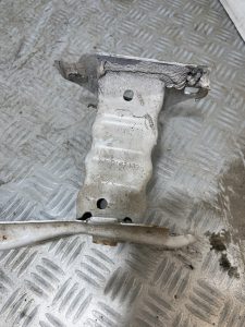Renfort pare choc arriere (traverse) CITROEN DS3 PHASE 1 – 9683393380