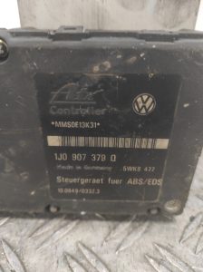 Bloc ABS (freins anti-blocage) VOLKSWAGEN GOLF 4 – 1J0614217E
