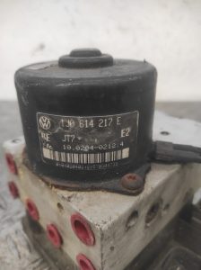 Bloc ABS (freins anti-blocage) VOLKSWAGEN GOLF 4 – 1J0614217E