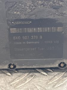 Bloc ABS (freins anti-blocage) VOLKSWAGEN POLO 3 PHASE 2 – 6X0614117