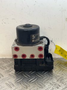Bloc ABS (freins anti-blocage) VOLKSWAGEN GOLF 4 – 1J0614117C
