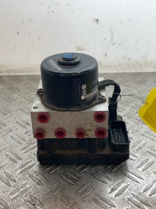 Bloc ABS (freins anti-blocage) VOLKSWAGEN GOLF 4 – 1J0614117C