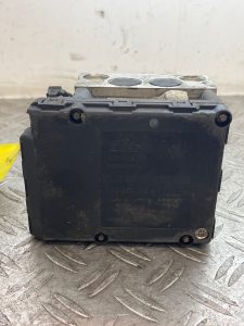 Bloc ABS (freins anti-blocage) VOLKSWAGEN POLO 3 PHASE 2 – 6X0614117