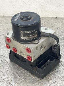Bloc ABS (freins anti-blocage) VOLKSWAGEN GOLF 4 – 1J0614117C