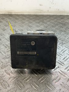 Bloc ABS (freins anti-blocage) VOLKSWAGEN GOLF 4 – 1J0614517E