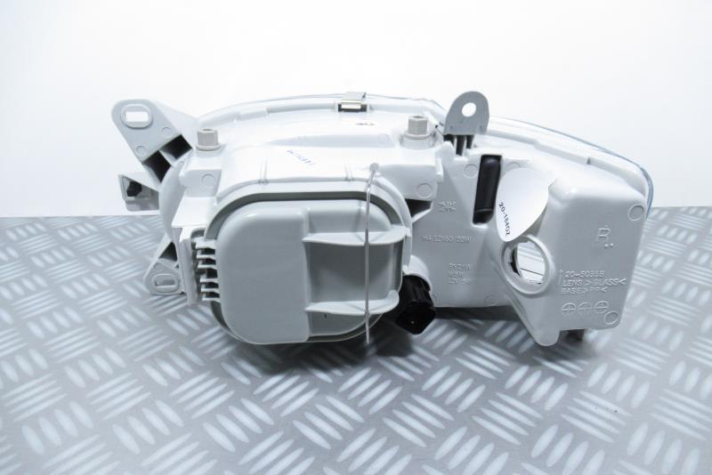 Optique avant principal droit (feux)(phare) FORD Escort 7 – 205035082