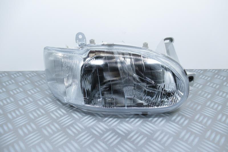 Optique avant principal droit (feux)(phare) FORD Escort 7 – 205035082