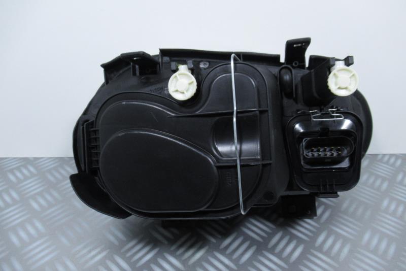 Optique avant principal gauche (feux)(phare) VOLKSWAGEN GOLF 4 – 205386182