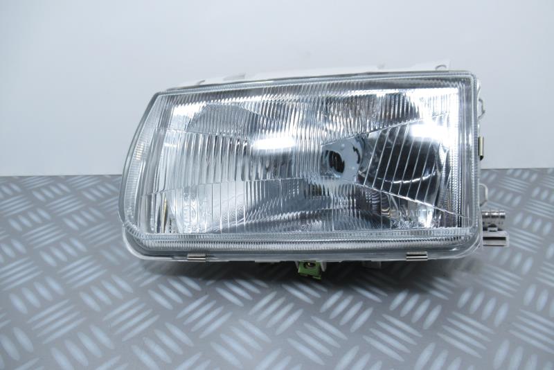 Optique avant principal gauche (feux)(phare) VOLKSWAGEN POLO 3 – 08121321
