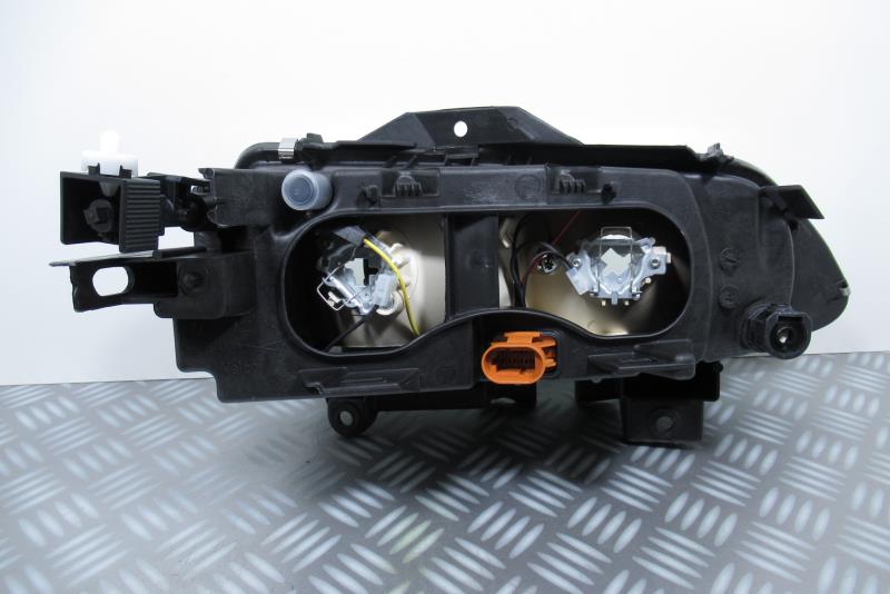 Optique avant principal gauche (feux)(phare) RENAULT LAGUNA 1 – 085310