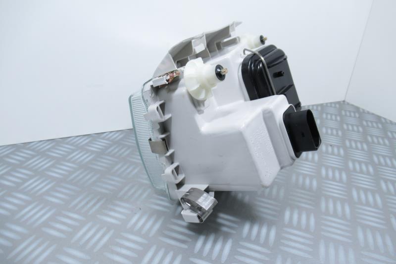 Optique avant principal gauche (feux)(phare) VOLKSWAGEN POLO 3 – 08121321