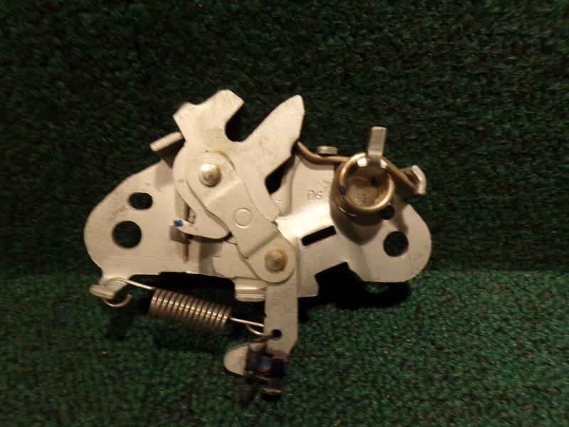 Serrure de capot PEUGEOT 406 – 793446