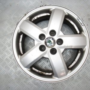 Jante alu 15 pouces 5 trous Skoda Fabia 1