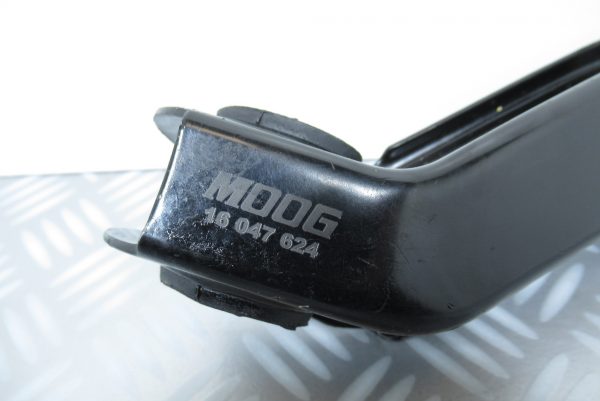 Bras de suspension inférieur avant droit Moog, Opel Corsa B OP-TC-0488