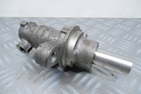 Maitre cylindre Renault Kangoo 2 (0204Y24321)