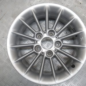 Jante Alu BMW Série 5 (E39) 16 Pouces 5 trous (1)