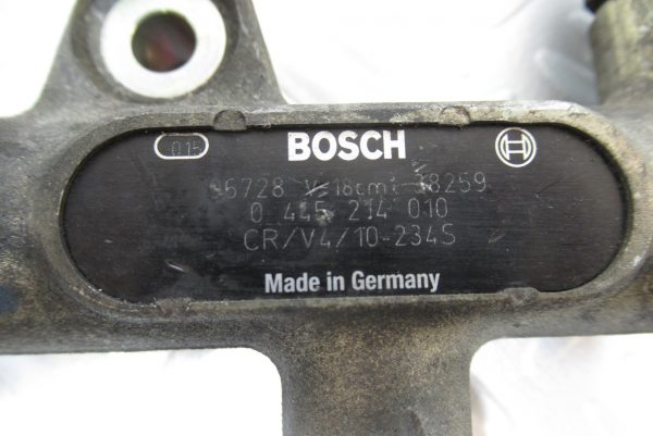 Rampe Injection Bosch Peugeot 406 2.0 HDI 90 CV 0445214010
