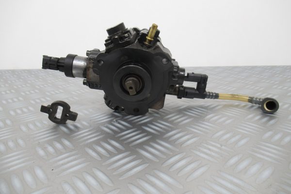 Pompe injection Bosch Peugeot 4007 2,2 HDI  0445010139 / 9683268980