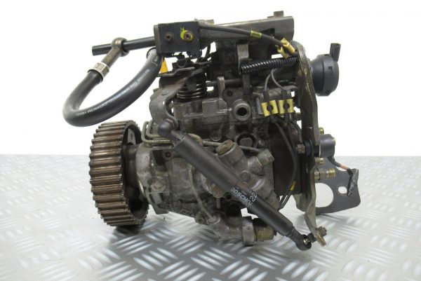 Pompe injection Bosch Renault Laguna 2,2D 83CV  04460494333