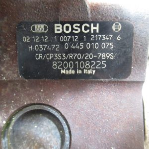 Pompe injection Bosch Renault Megane 1,9 DCI  0445010075 / 8200108225