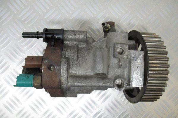 Pompe injection Delphi Renault Megane 2 1,5 DCI 82CV   R9042A041A / 8200423059