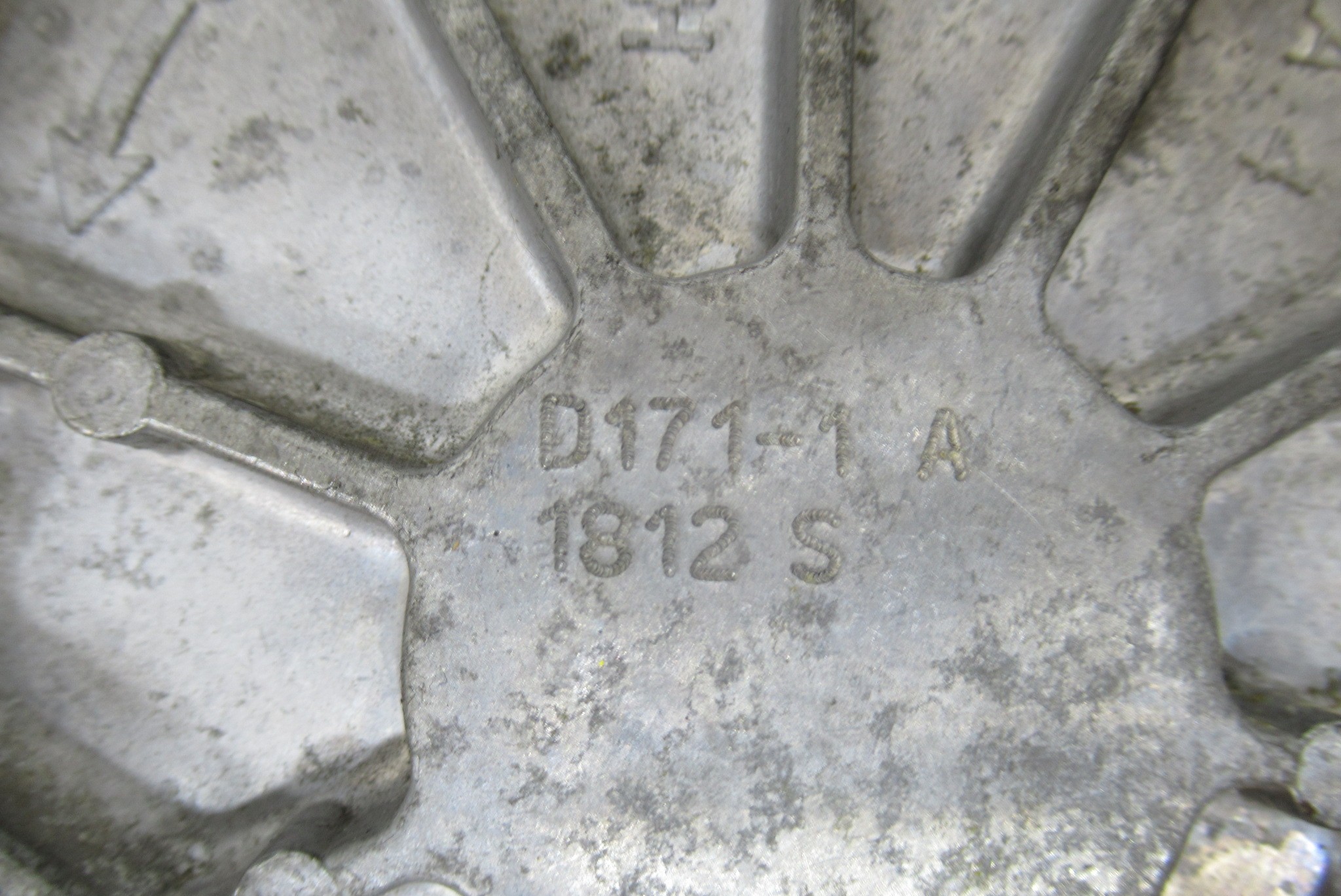 Pompe a vide Bosch Peugeot 4007 2,2 HDI  171-1A