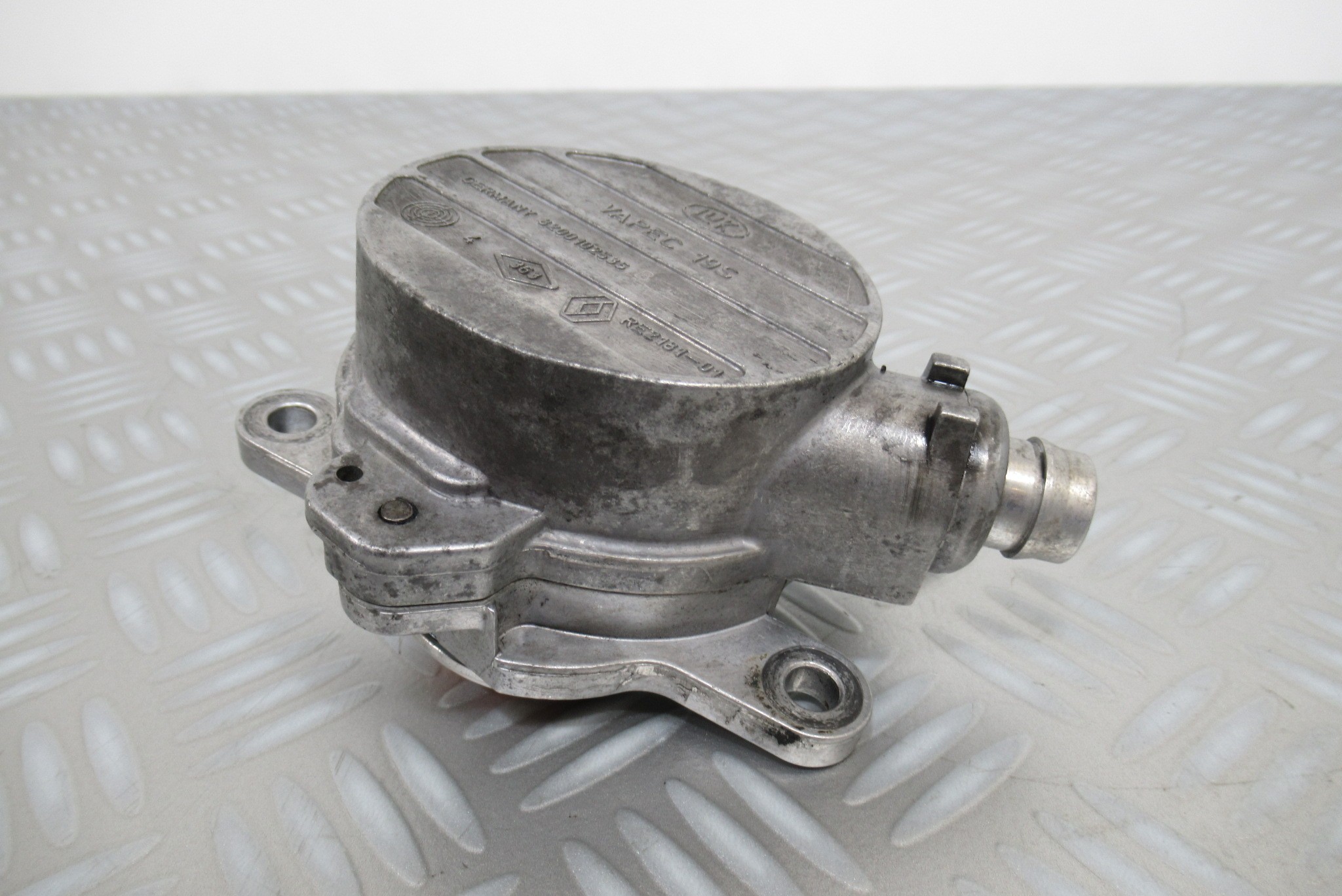 Pompe a vide Luk Renault Velsatis 2,2 DCI  8200102535