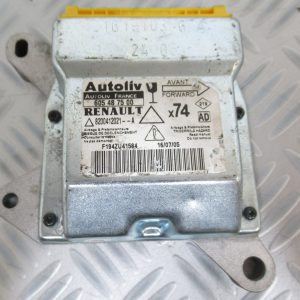 Calculateur d’airbag Renault Laguna 2 8200412021