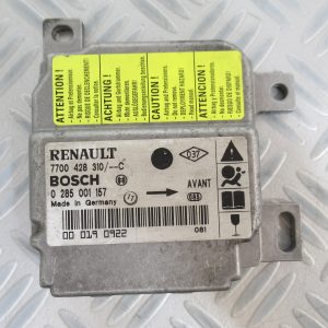 Calculateur d’airbag Bosch Renault CLio 2 7700428310 / 0285001157