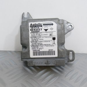 Calculateur d’airbag Renault Master 8200098404 / 550752100