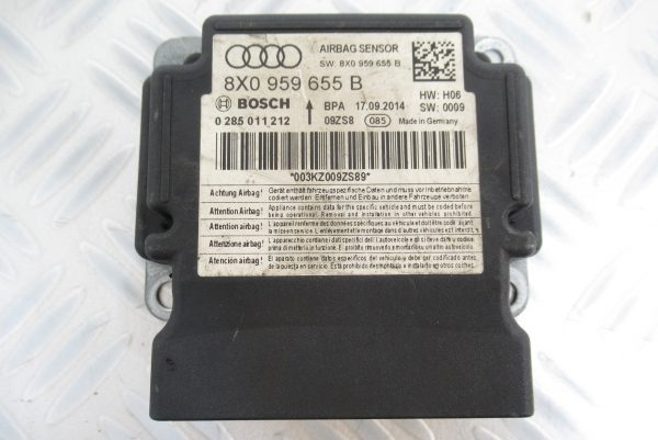 Calculateur d’airbag Bosch Audi A1 0285011212 / 8X0959655B