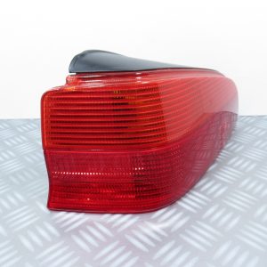 Feu arriere gauche Peugeot 6350.84