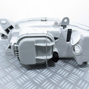 Optique avant droit Ford 205035082