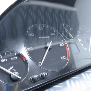 Compteur Peugeot 607