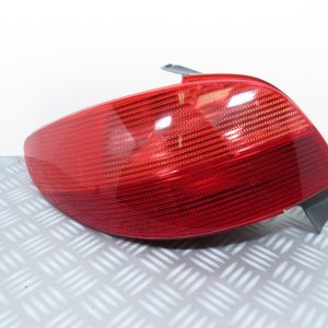 Feu arriere gauche Peugeot 206 62016