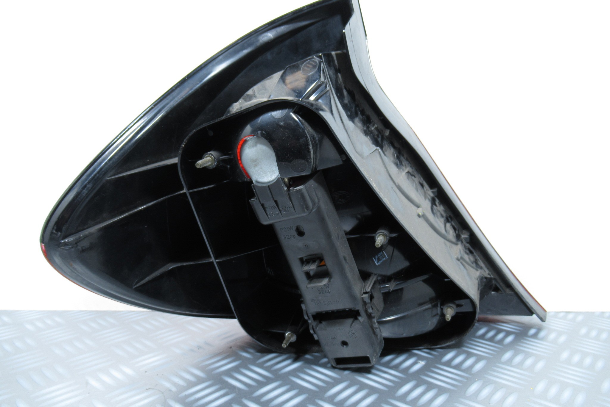 Feu arrière droit Mercedes Classe C (203)