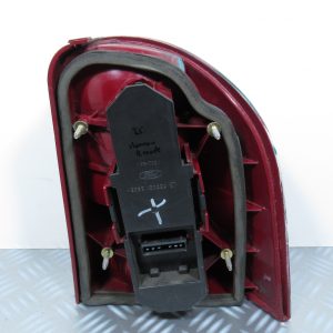 Feu arrière gauche Ford Mondeo Break