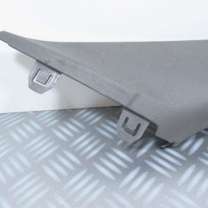 Montant interieur droit de pare brise Renault Master 3 769110008R