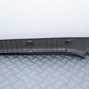 Montant interieur droit de pare brise Renault Master 3 769110008R